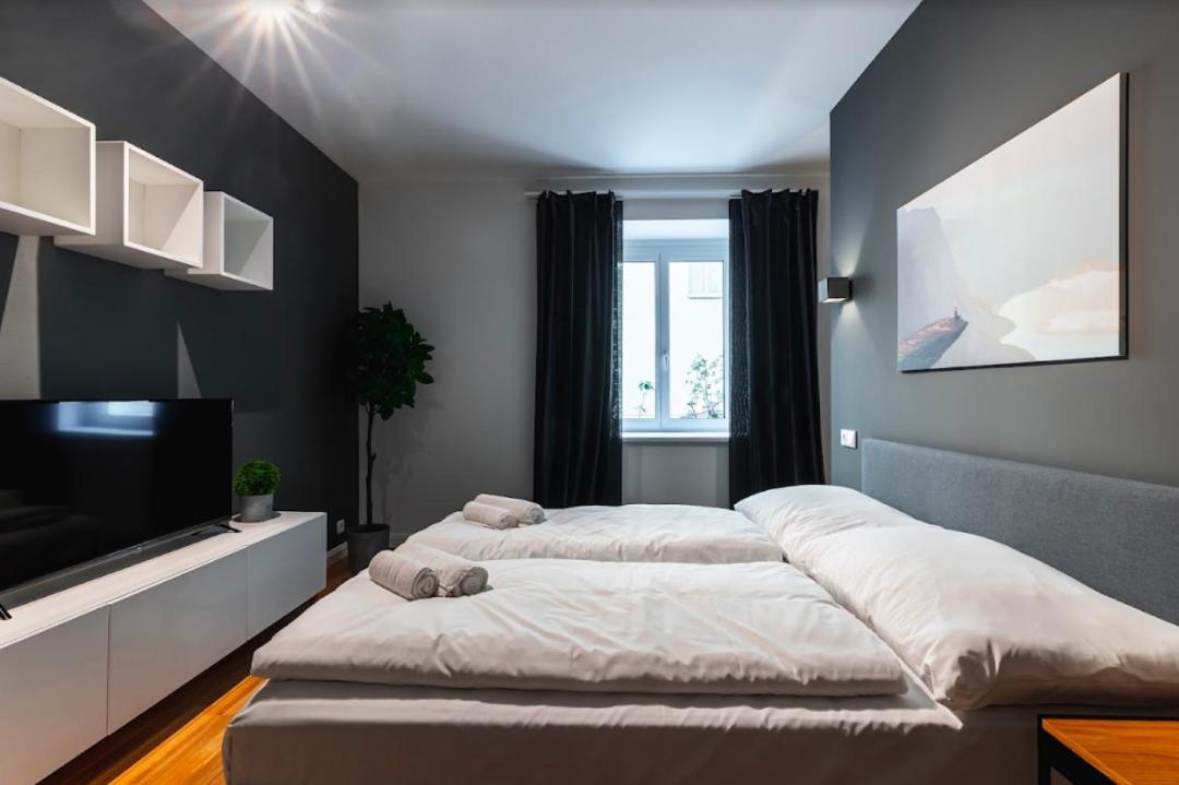 Authentic Apartment Next To Schwedenplatz Vienna Exterior photo
